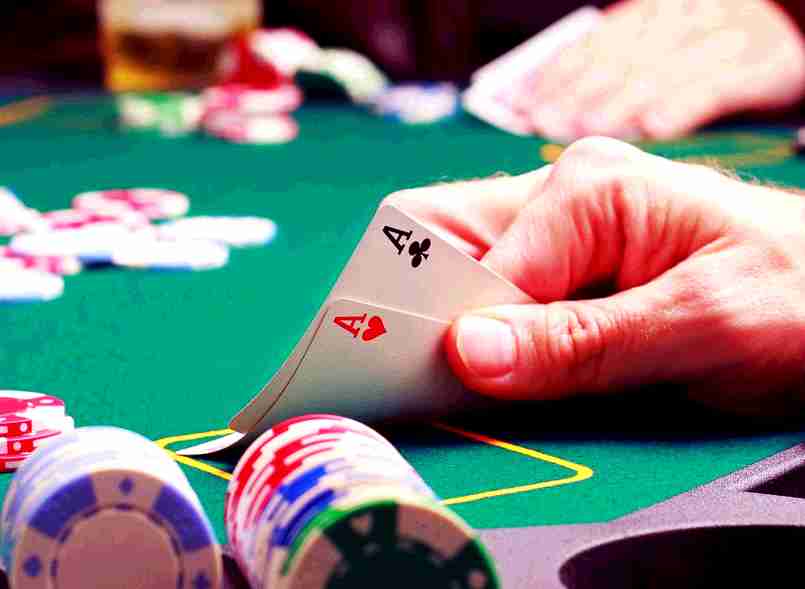 Holdem poker online casino game